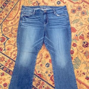 American Eagle Skinny Kick Jeans